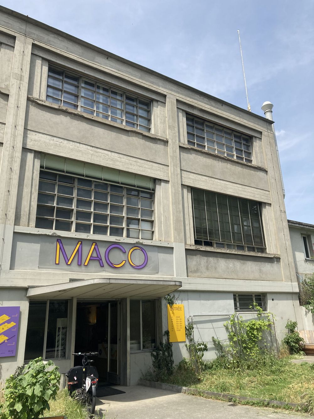 Zone industrielle des Charmilles, détail d'un bâtiment