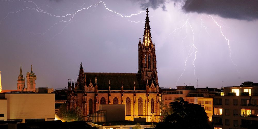 BS – Zwischen Steinenberg und Aeschenplatz. Merians Elisabethenkirche