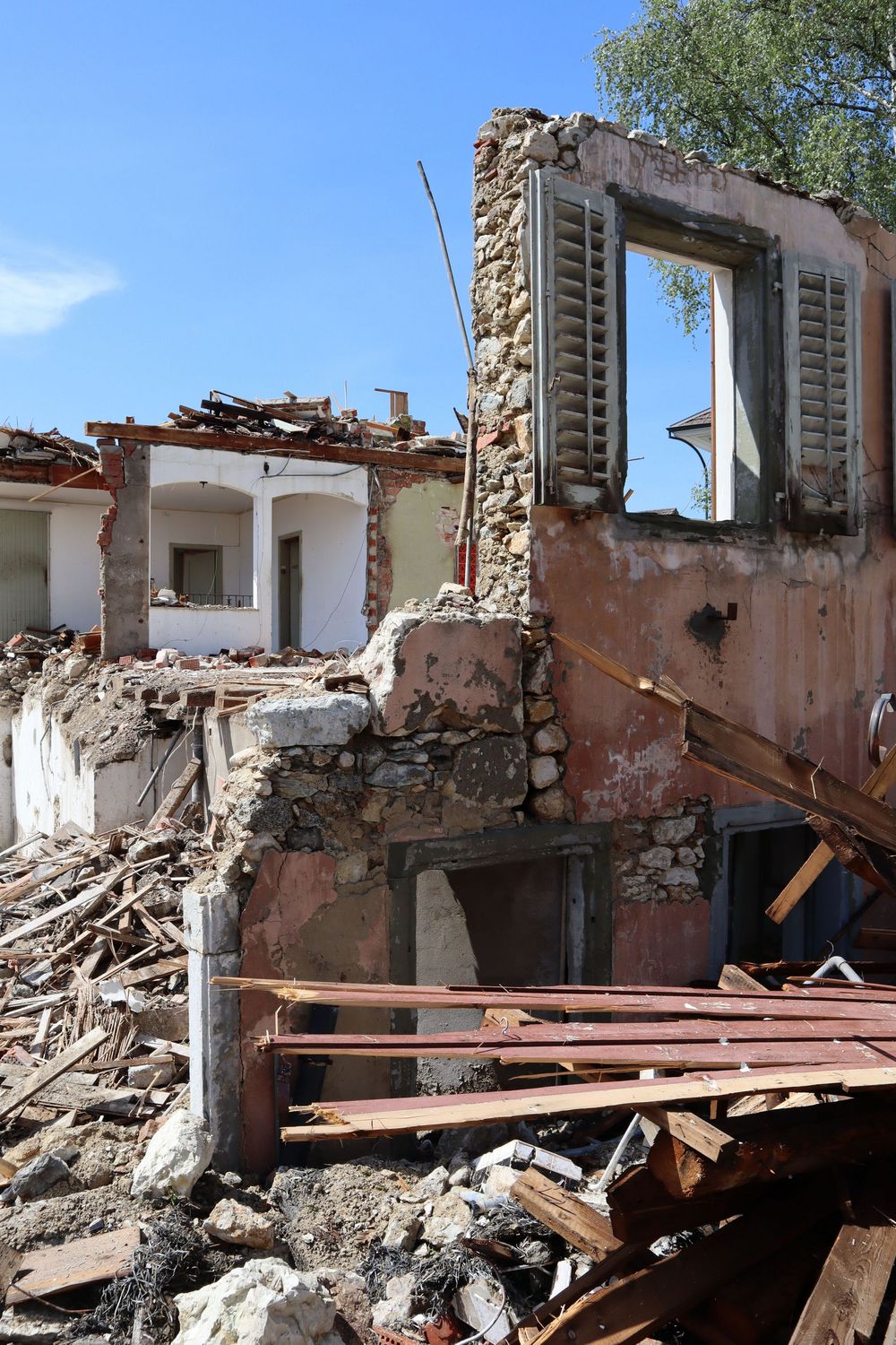 Abriss eines historischen Gebäudes. 