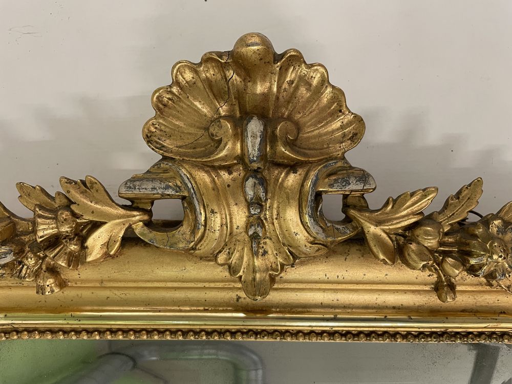 Detail vergoldeter Spiegel