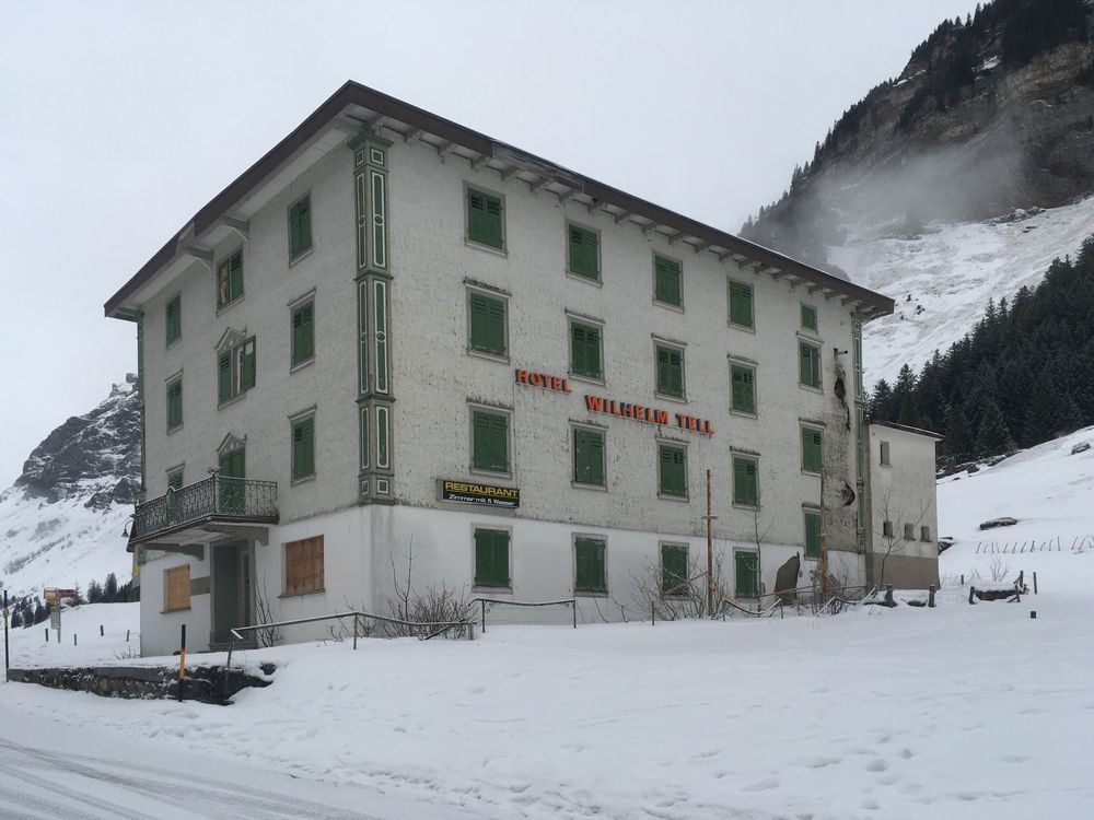 Urnerboden, Hotel Tell