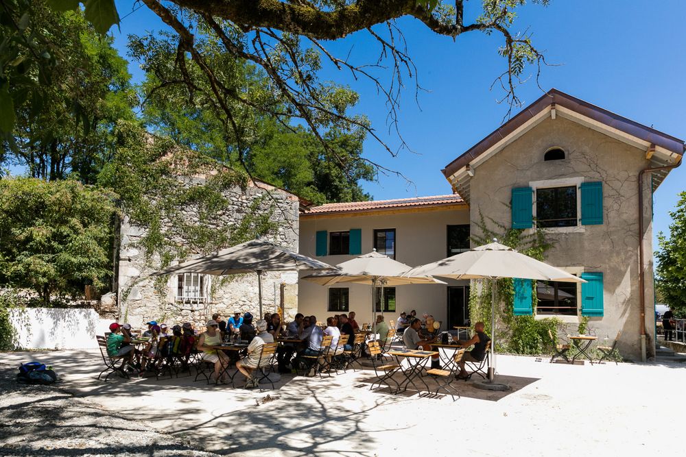 Vue du Centre Pro Natura à Dardagny