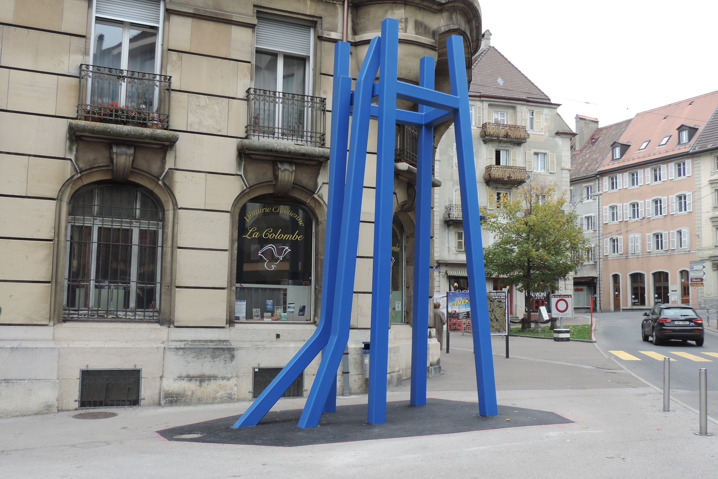 Aloïs Dubach, Sculpture bleue