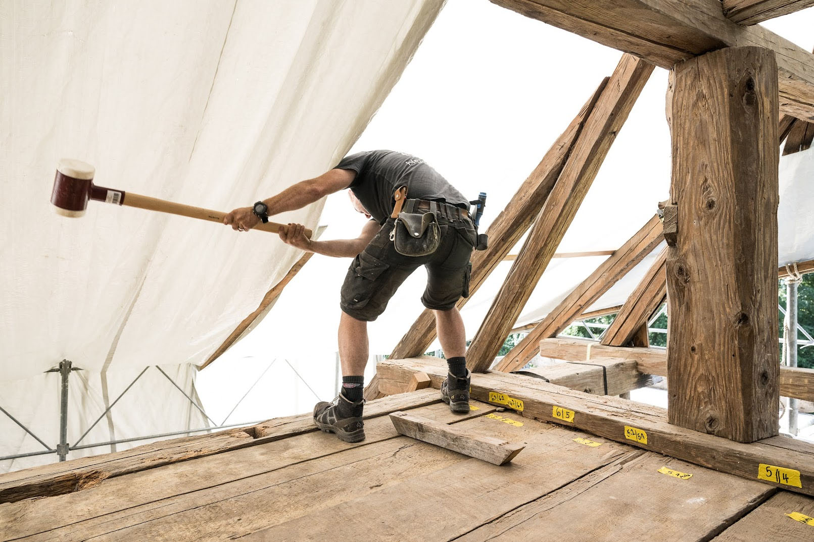 Der Kornspeicher Gemperli in Schenkon LU während dem Umbau