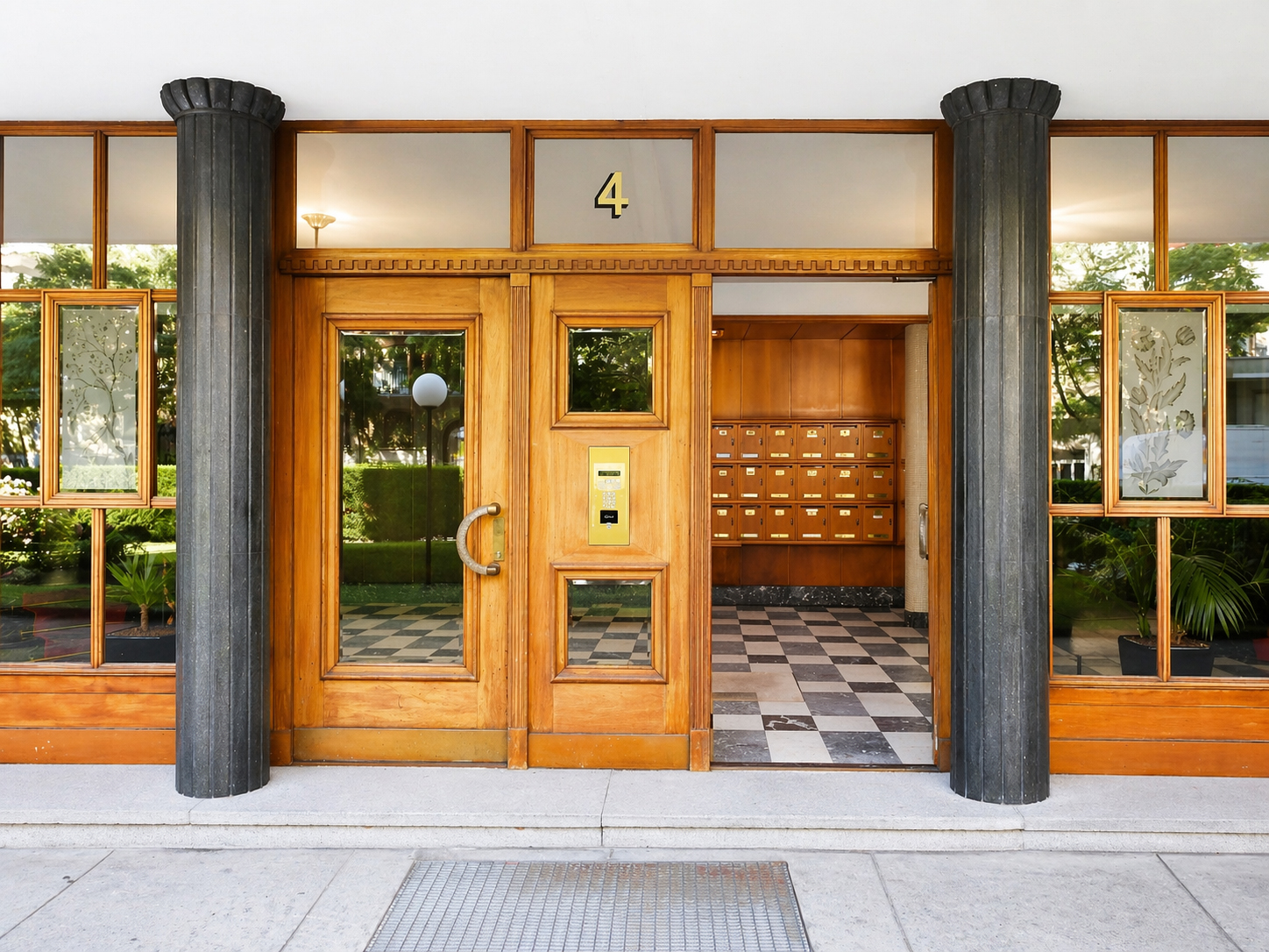 Pierre Braillard, hall de l'immeuble Délices 4