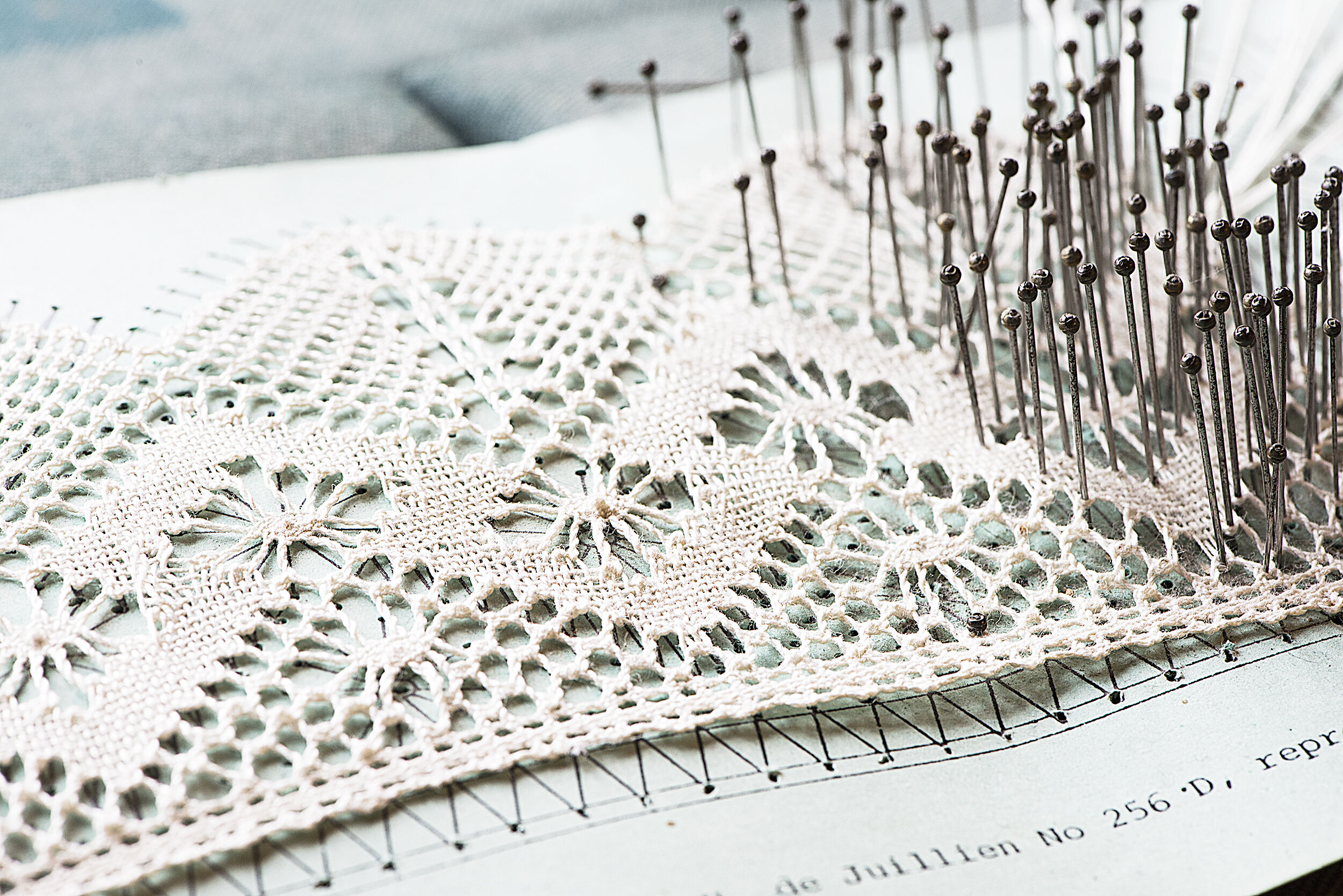 La dentelle, un patrimoine textile et un savoir-faire en voie de disparition